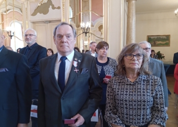 Działacze antykomunistyczni odznaczeni. Uroczyste wręczenie Krzyży Wolność i Solidarność [ZDJĘCIA]