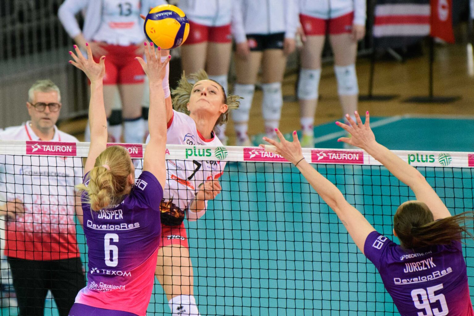 LKS Commercecon vs Developres Rzeszow Fot Sebastian Szwajkowski 13