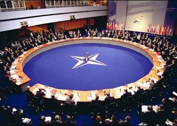 Na prawo patrz. Grenlandia i kryzys w NATO [PODCAST]