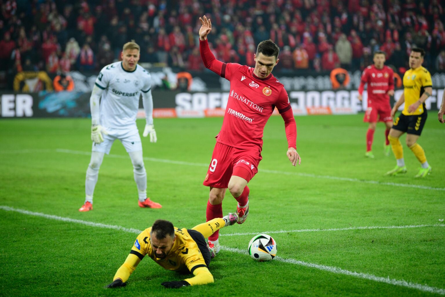 Widzew Lodz vs GKS Katowice Fot Sebastian Szwajkowski 21