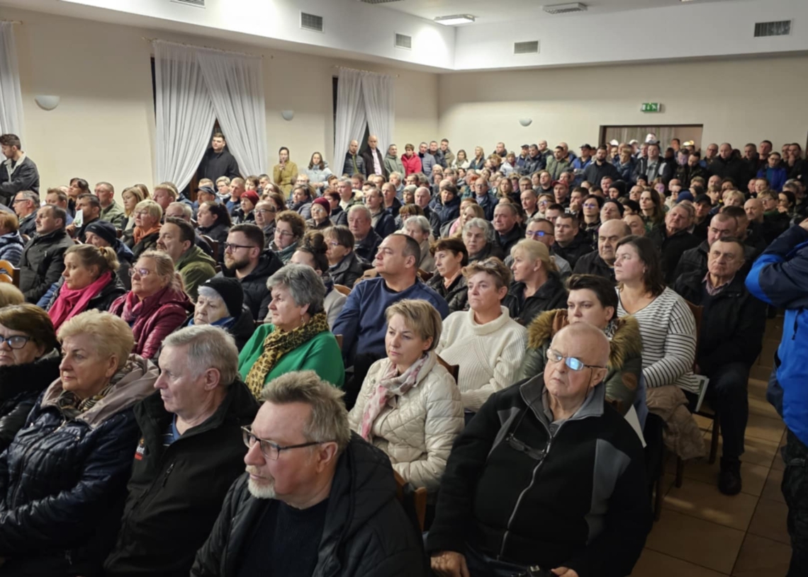 Budowa trasy S12. Kolejne spotkanie z mieszkańcami: "Jesteśmy kategorycznie przeciwni"