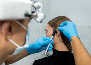 Laryngolog – lekarz od uszu, nosa, gardła i nie tylko