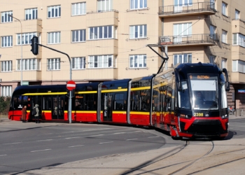 Utrudnienia w centrum Łodzi. Zmiany w MPK i zwężenie ulicy Sienkiewicza