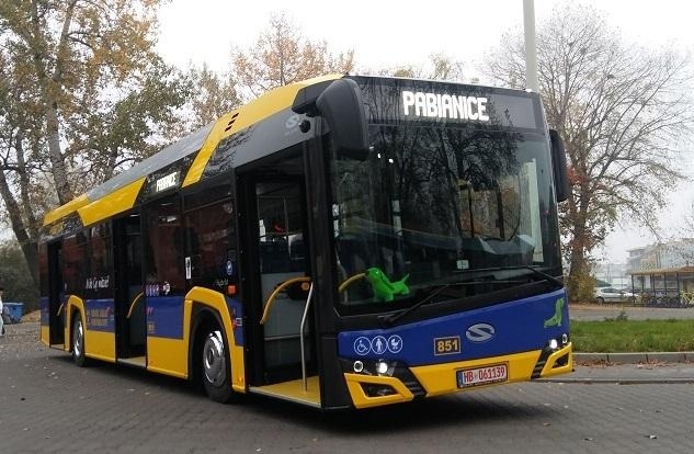 Pabianice: darmowa komunikacja miejska dla 70-latków. Już od 13 marca 1 Pabianice: darmowa komunikacja miejska dla 70-latków