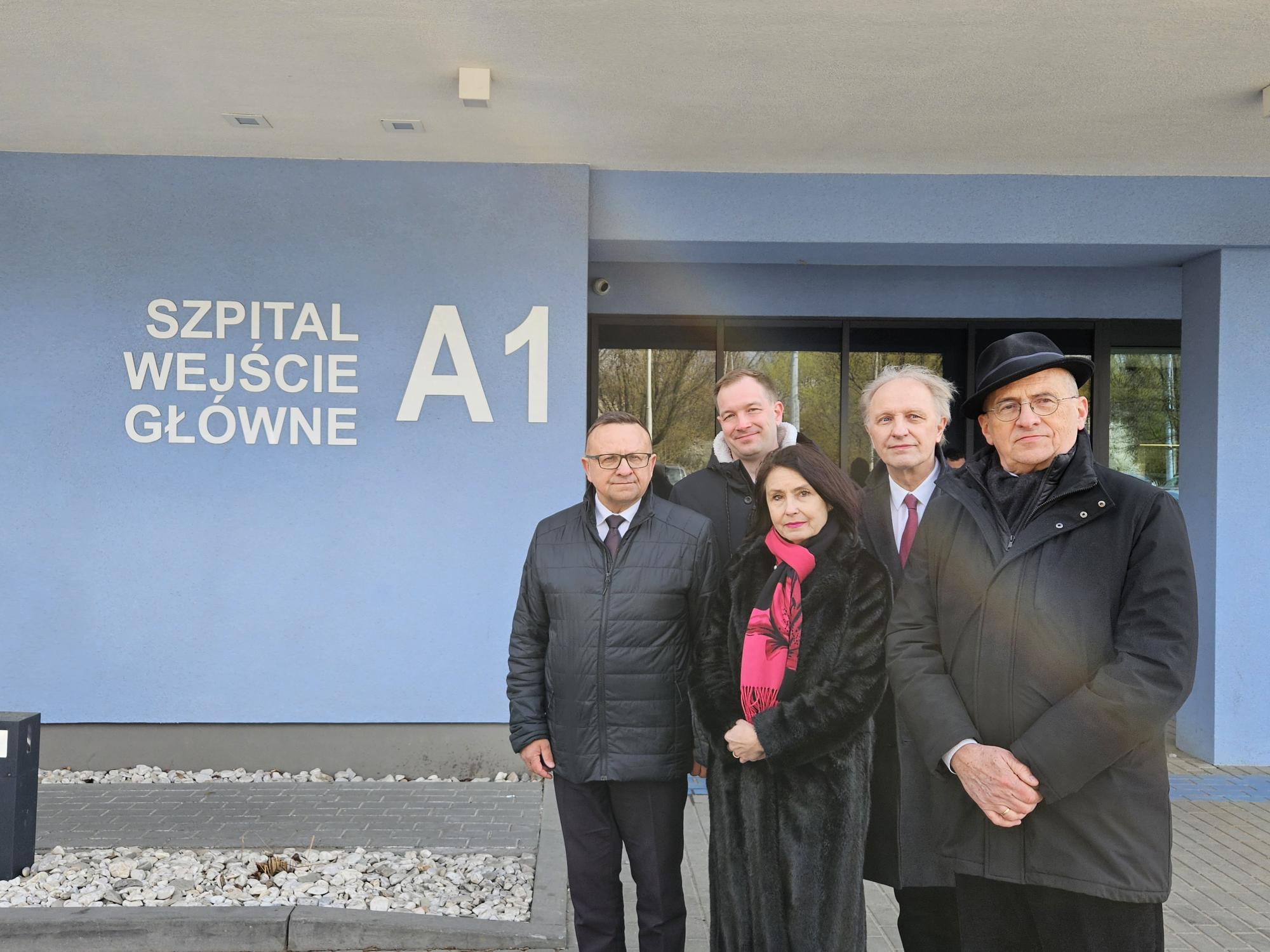 Łódzki PiS mówi o prywatyzacji i złej kondycji łódzkich szpitali. Dyrektor Kopernika zaprzecza 2 1000000520