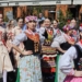 Celebracja Dnia Włókniarza na rynku Manufaktury. Tańce, śpiewy i wystawa fotograficzna