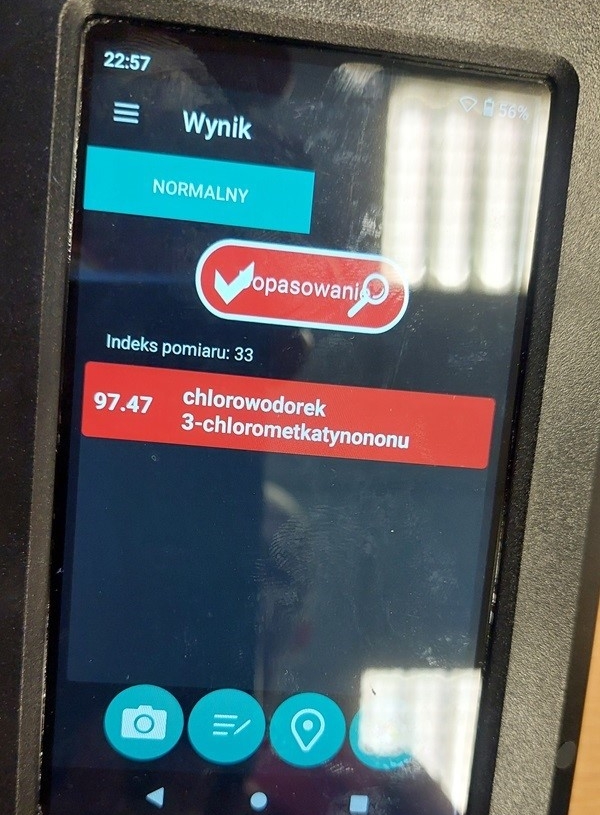 1011 paczek nielegalnych papierosów i 1,72 grama środków odurzających. Akcja KAS przy ulicy Rojnej w Łodzi