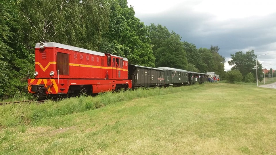 Rogowska Kolej Wąskotorowa wraca do kursowania. Są jednak pewne zmiany 1 Rogowska Kolej Wąskotorowa wraca do kursowania. Są jednak pewne zmiany