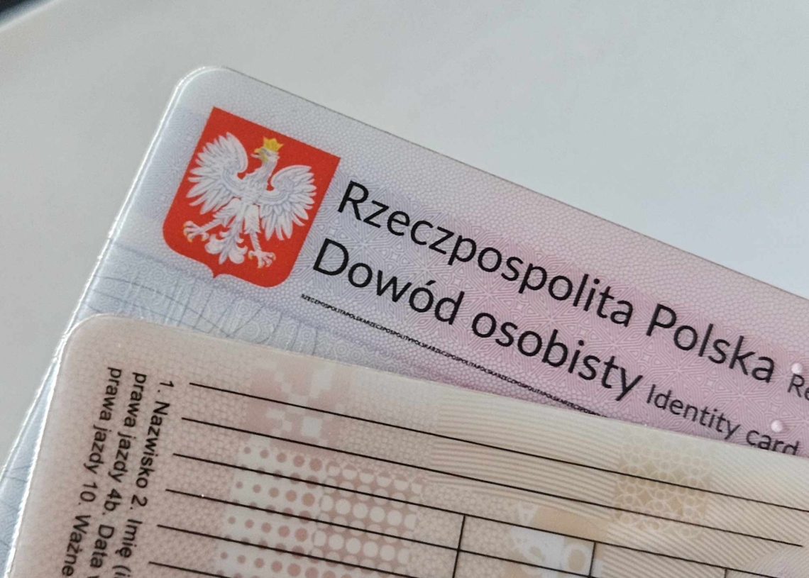 3,5 miliona Polaków czeka wymiana dowodu. Za jego brak grozi duża grzywna 1 3,5 miliona Polaków czeka wymiana dowodu. Za jego brak grozi duża grzywna