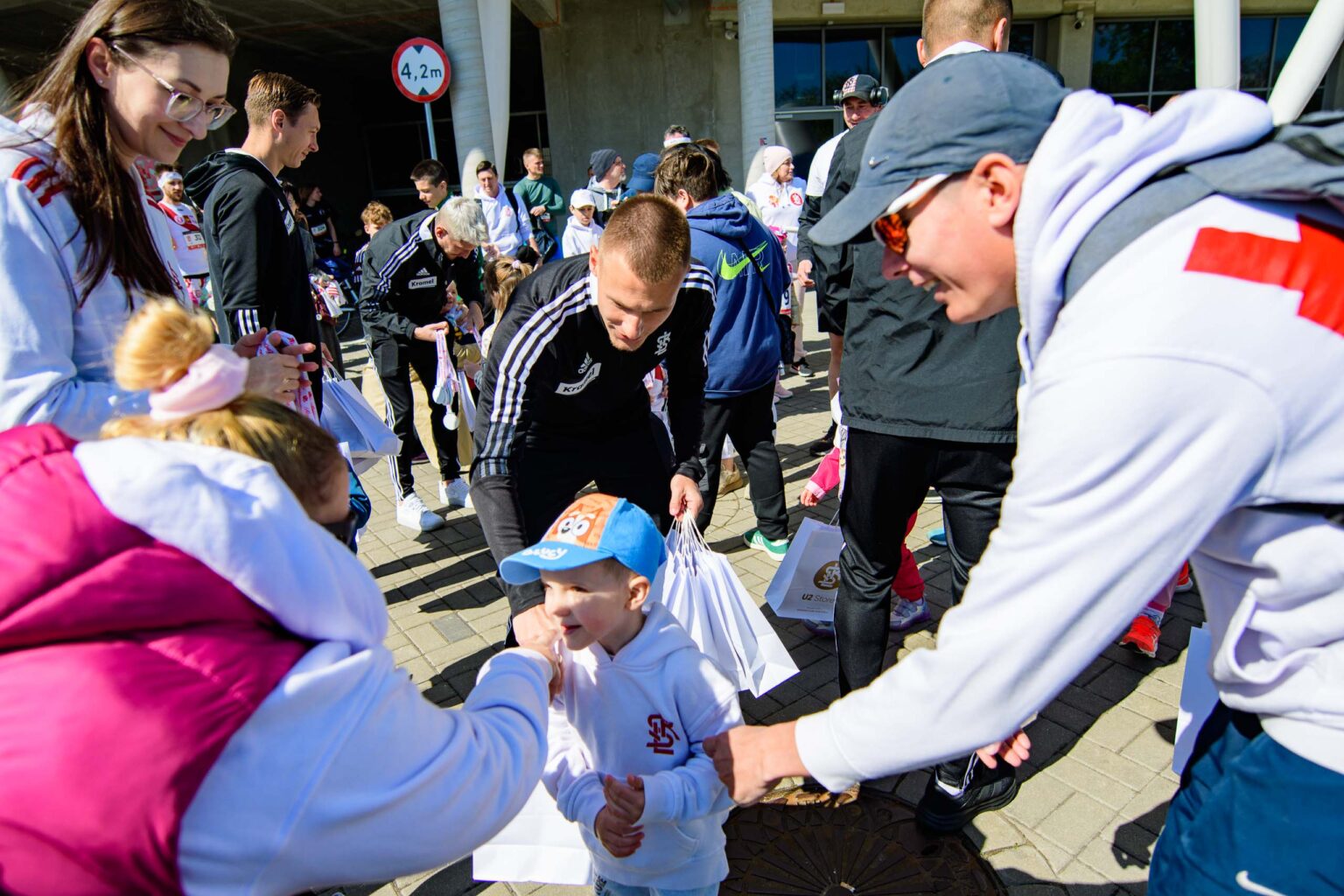 Bieg LKS i spotkanie z siatkarkami Fot Sebastian Szwajkowski 1