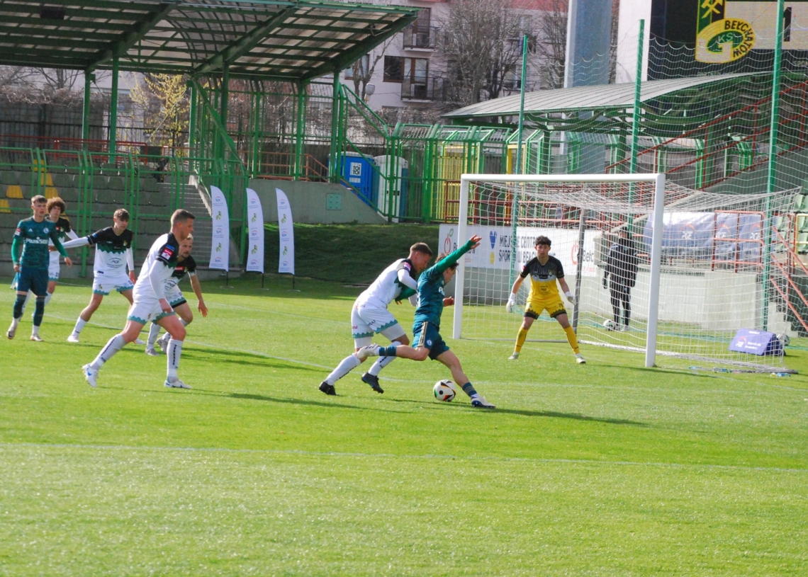 24. kolejka trzecioligowa w grupie 1. Tylko Lechia wygrała. Szykują się zmiany w Pelikanie? [ZDJĘCIA]