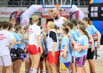 Adepci koszykówki trenowali pod okiem legendy. 18. edycja Marcin Gortat Camp [ZDJĘCIA]
