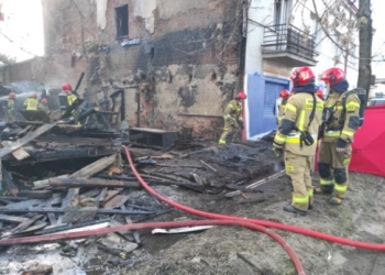 Tragiczny pożar przy Rzgowskiej w Łodzi. Dwie ofiary śmiertelne
