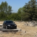 Auto na placu budowy internetowym memem [WIDEO]