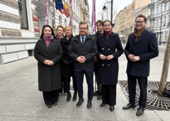 Cyfryzacja dzięki KPO. Fabryki sztucznej inteligencji pomogą przedsiębiorcom, a Urząd zabezpieczy dane 6 Cyfryzacja dzięki KPO. Fabryki sztucznej inteligencji pomogą przedsiębiorcom, a Urząd zabezpieczy dane