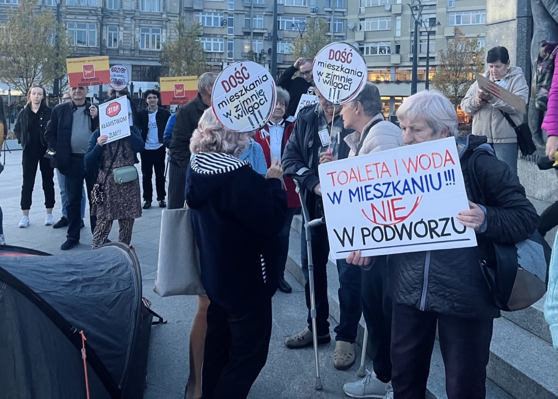 Tysiące łódzkich mieszkań komunalnych bez dostępu do wody, toalet i łazienek. "Sytuacja jest dramatyczna. Wstyd" 1 Tysiące łódzkich mieszkań komunalnych bez dostępu do wody, toalet i łazienek. „Sytuacja jest dramatyczna. Wstyd”