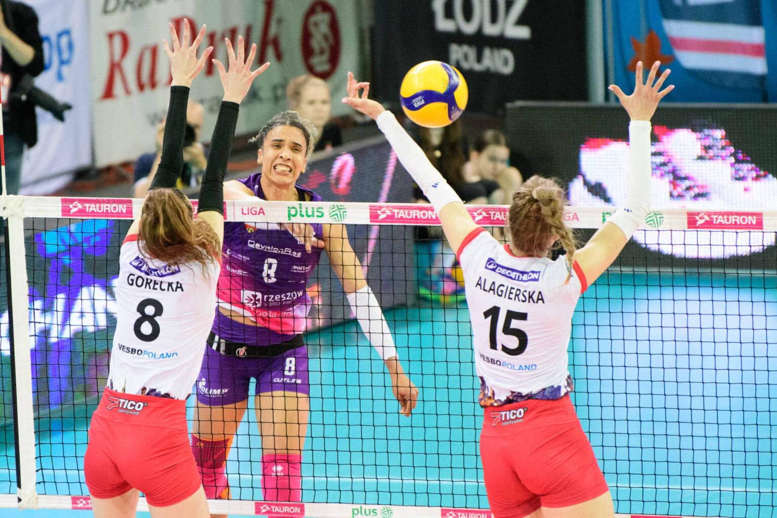 LKS Commercecon vs DevelopRes Rzeszow Fot Sebastian Szwajkowski 25