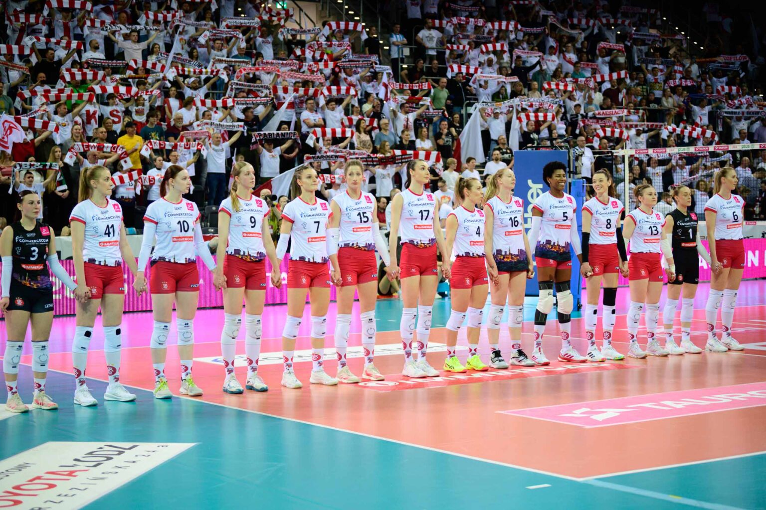 LKS Commercecon vs DevelopRes Rzeszow Fot Sebastian Szwajkowski 9