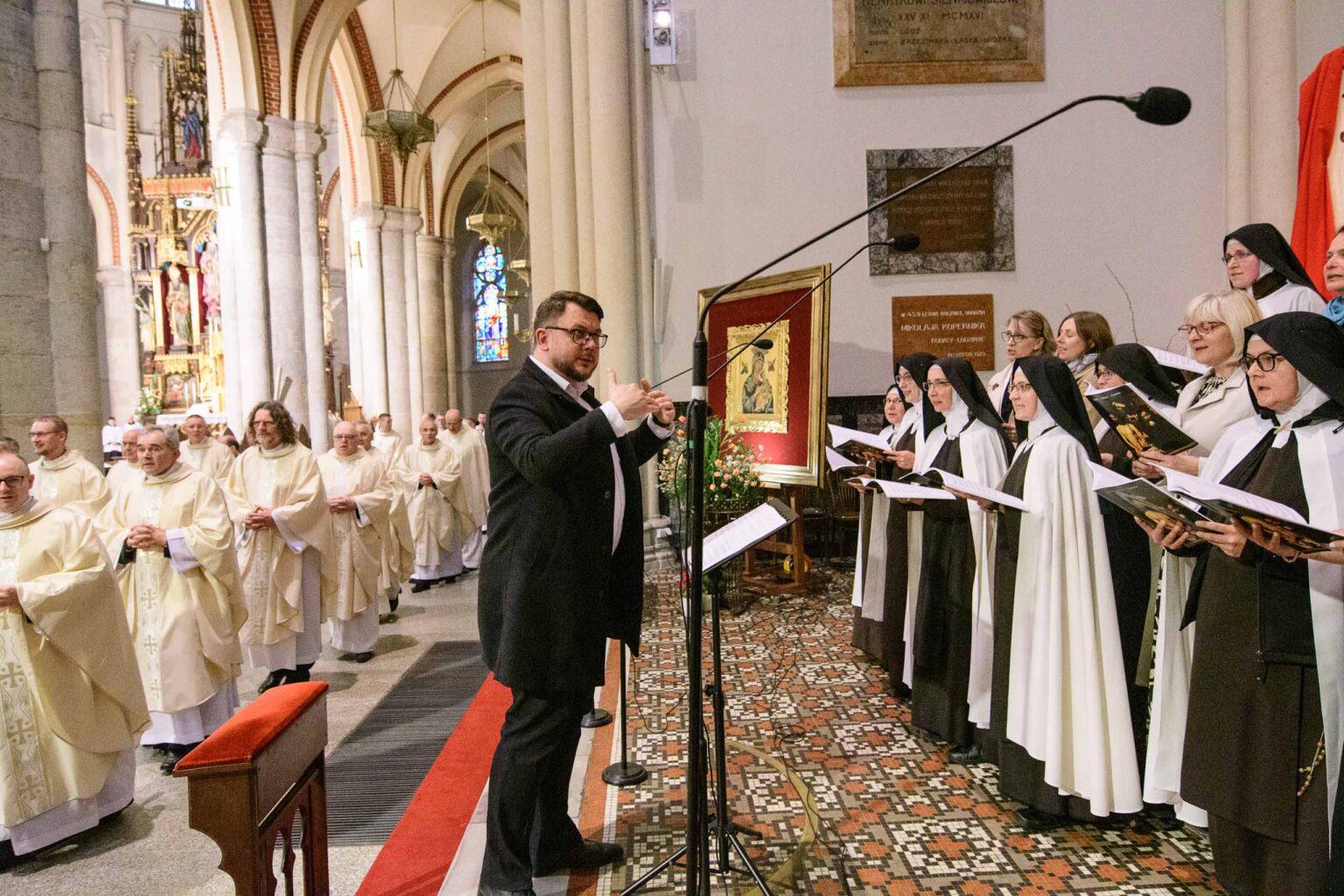 Msza-w-intencji-śp-Papieża-Franciszka-Fot-Sebastian-Szwajkowski (35) Msza w intencji sp Papieza Franciszka Fot Sebastian Szwajkowski 35