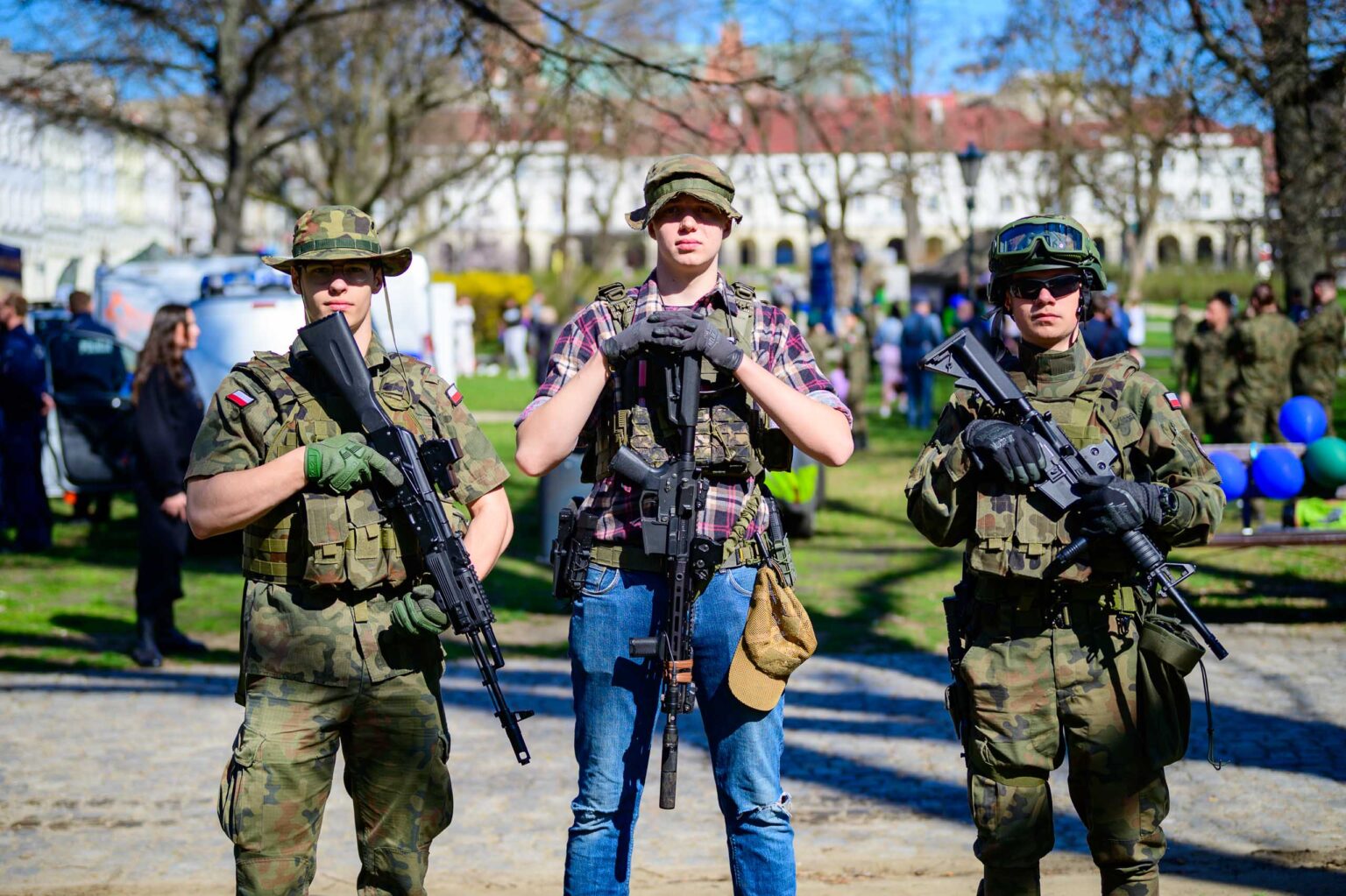 Piknik mundurowy w Parku Staromiejskim Fot Sebastian Szwajkowski 21