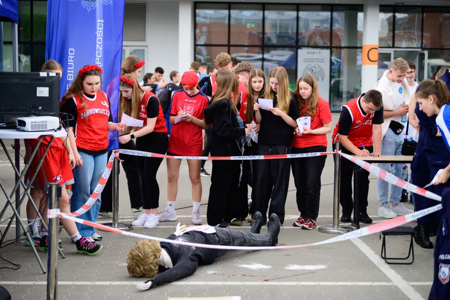 Piknik policyjny w Zatoce Sportu Fot Sebastian Szwajkowski 14