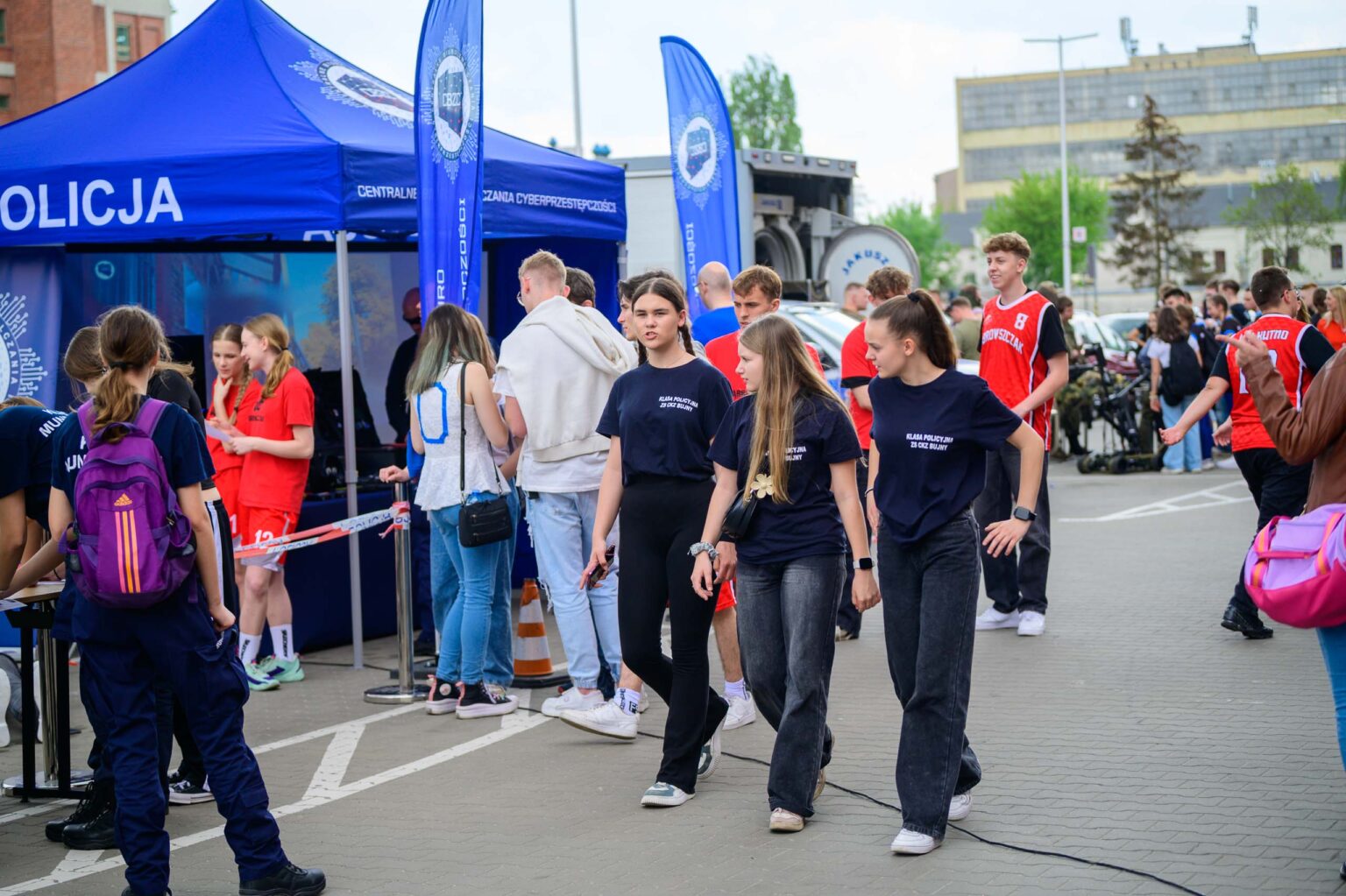 Piknik policyjny w Zatoce Sportu Fot Sebastian Szwajkowski 18