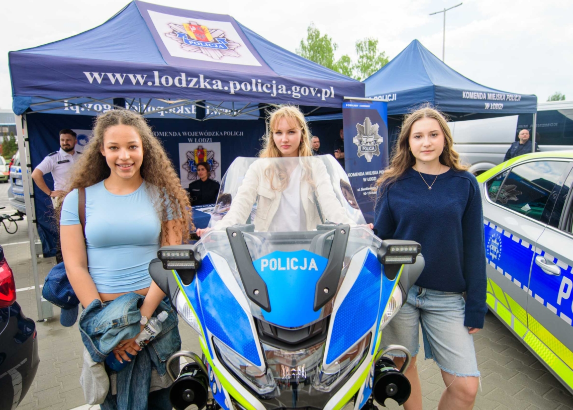 Piknik policyjny w Zatoce Sportu Fot Sebastian Szwajkowski 27