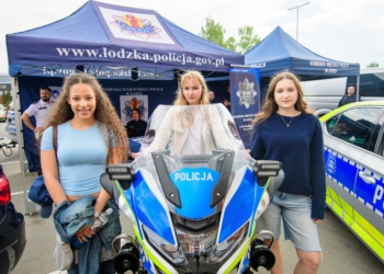 Piknik policyjny w Zatoce Sportu Fot Sebastian Szwajkowski 27