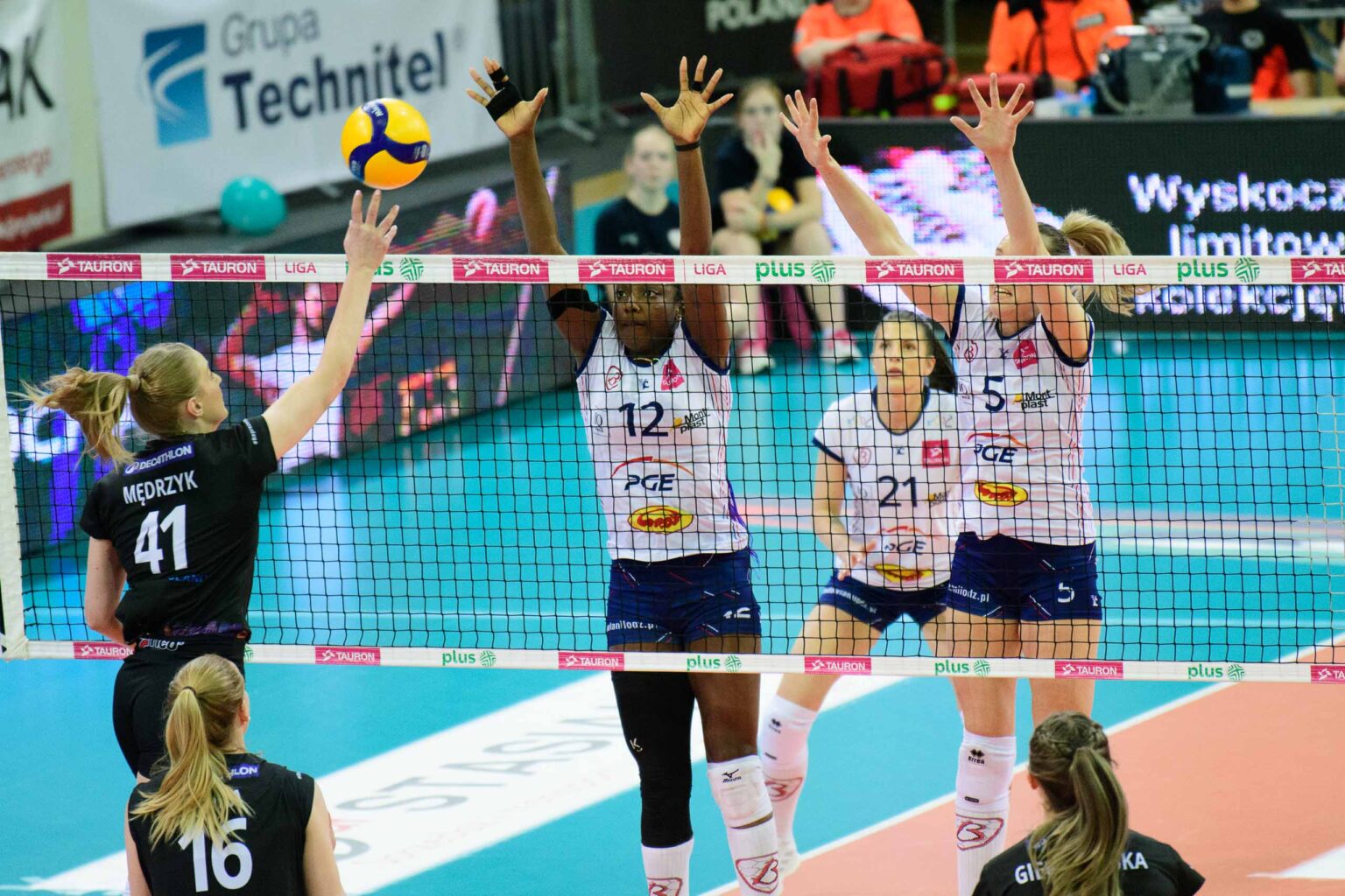 Siatkarskie derby Lodzi 2 mecz Fot Sebastian Szwajkowski 41