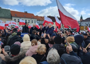 Kandydat na prezydenta RP – Karol Nawrocki w Sieradzu: poparcie dla rolników, sprzeciw wobec unijnej polityki i imigracji