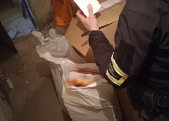 Nielegalne papierosy na Bałuckim Rynku