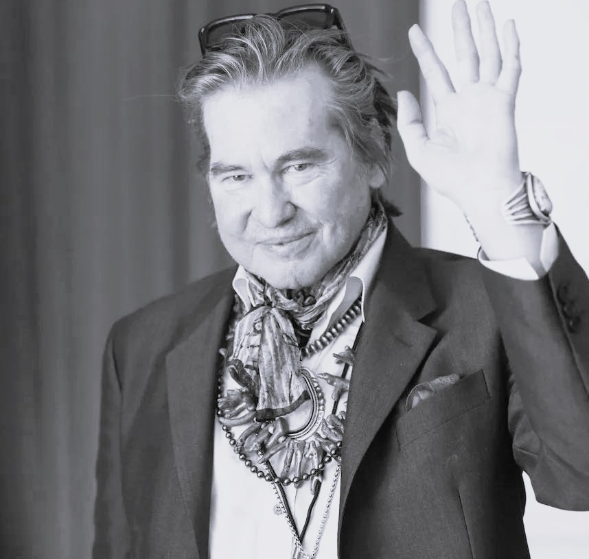 Nie żyje Val Kilmer, znany amerykański aktor. 20 lat temu w Łodzi odbierał jedną z najważniejszych nagród w karierze 1 Val Kilmer nie żyje