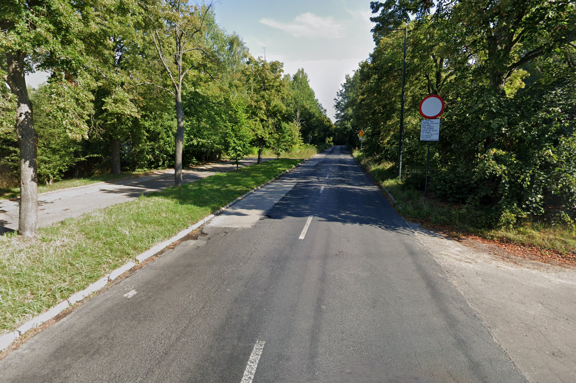 Ruch samochodowy pozostanie na ulicy Wycieczkowej w Łodzi. Mieszkańcy domagają się zakazu 1 Ruch samochodowy pozostanie na ulicy Wycieczkowej. Mieszkańcy domagają się zakazu