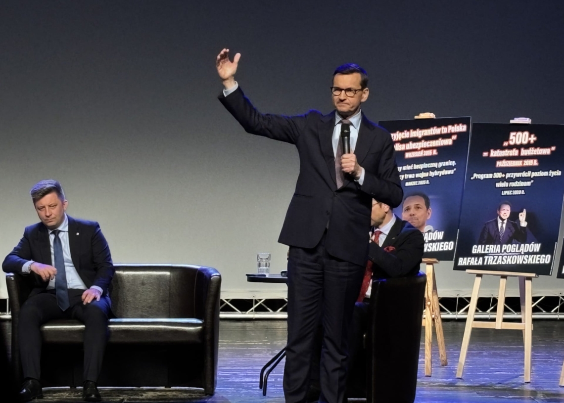 Mateusz Morawiecki z wizytą w Bełchatowie. "To częściowo wolne wybory"