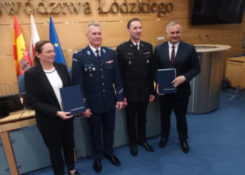 Miliony dla łódzkiej policji i straży pożarnej. Służby kupią m.in. georadar, skutery wodne i działka wodno-pionowe