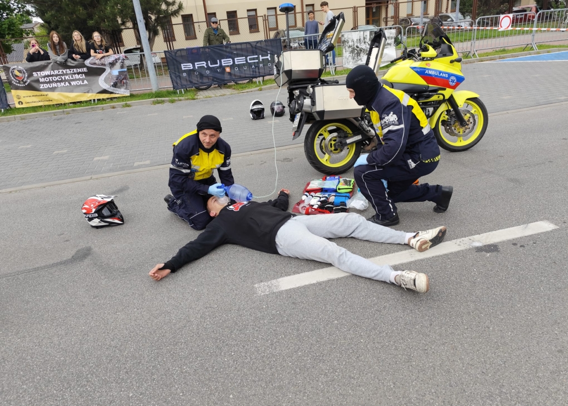 Wyjątkowa, motocyklowa impreza w Zduńskiej Woli. Dziewiąta edycja wydarzenia „Bezpiecznie Jednośladem”