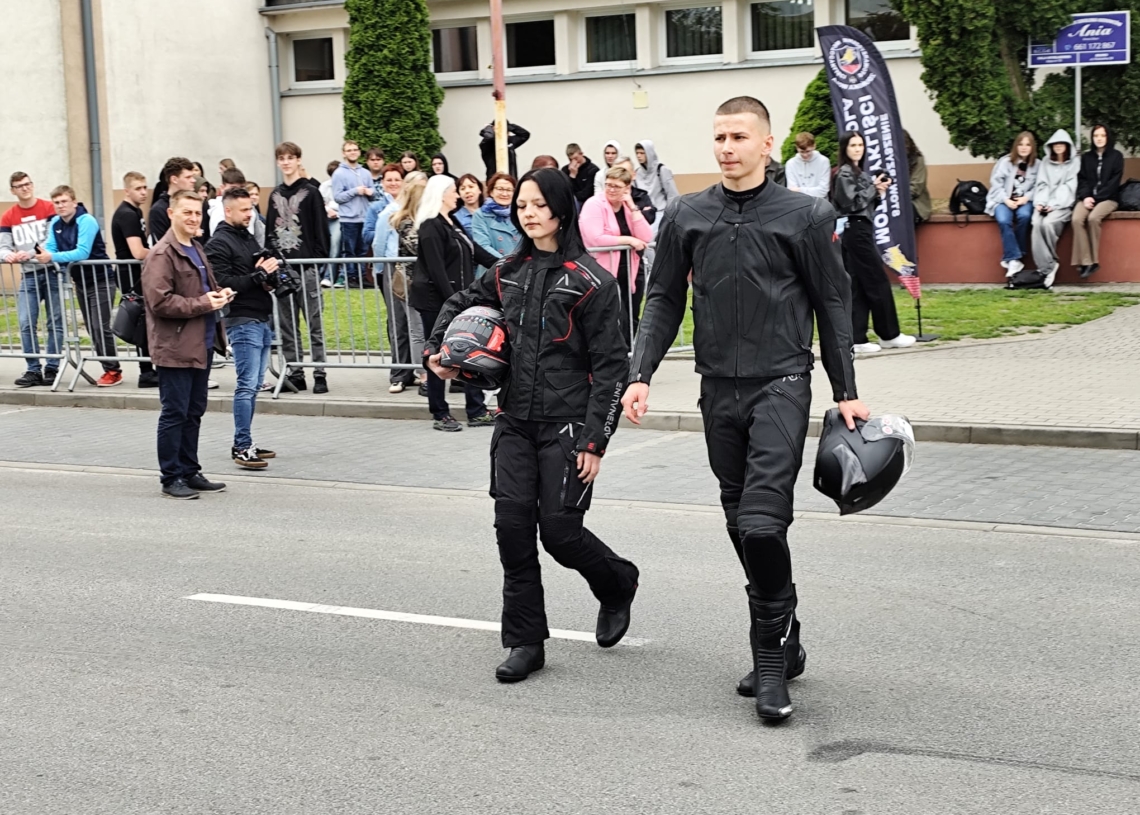 Wyjątkowa, motocyklowa impreza w Zduńskiej Woli. Dziewiąta edycja wydarzenia „Bezpiecznie Jednośladem”