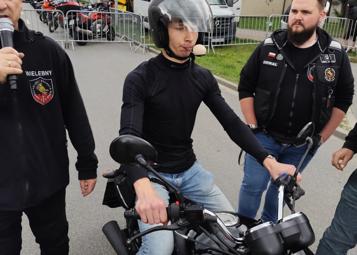 Wyjątkowa, motocyklowa impreza w Zduńskiej Woli. Dziewiąta edycja wydarzenia "Bezpiecznie Jednośladem"
