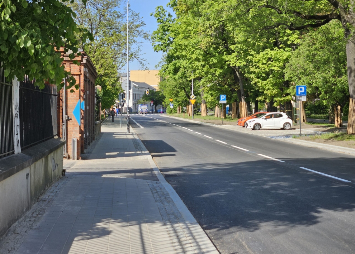 Koniec remontu Sienkiewicza i Tymienieckiego. Na swoją stałą trasę wracają autobusy linii nr 55