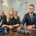 Sesja Rady Powiatu Radomszczańskiego ws. Centrum Integracji Cudzoziemców w Piotrkowie Trybunalskim. "Sama walka z tymi Centrami jest bez sensu"