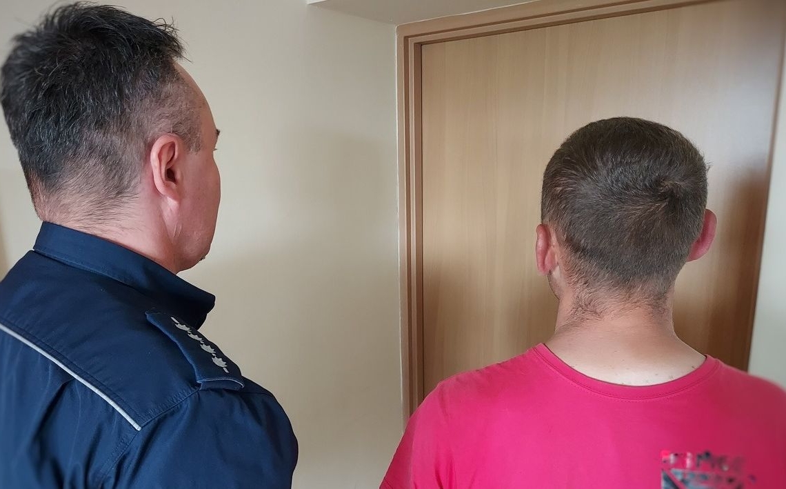 Ukradł puszkę z datkami na chore dzieci. Jest już w rękach policji