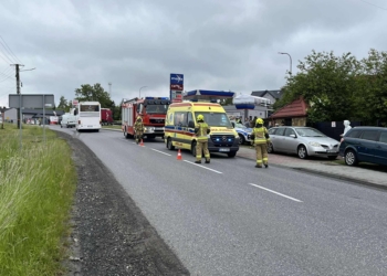 Wypadek w Kamieńsku. Kobieta uderzona przez pas naczepy nie żyje