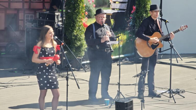 Piotrków Trybunalski stolicą piosenki podwórkowej. Udany powrót Festiwalu Folkloru Miejskiego 3 6d02cc20 b443 44de b107 475ea06189dc