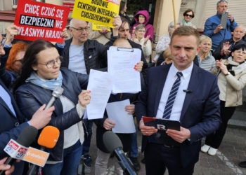 Mieszkańcy Piotrkowa chcą referendów? W tle spór o Centrum Integracji Cudzoziemców