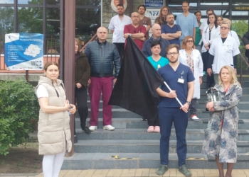 Milczący protest medyków ws. zamordowanego lekarza. "Milczenie jest wyrazem sprzeciwu wobec agresji i przemocy" 1 Milczący protest medyków ws. zamordowanego lekarza. "Milczenie jest wyrazem sprzeciwu wobec agresji i przemocy"