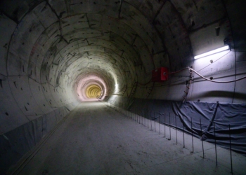 Tunel średnicowy pod Łodzią. Dalsze drążenie może grozić zawaleniem kamienic