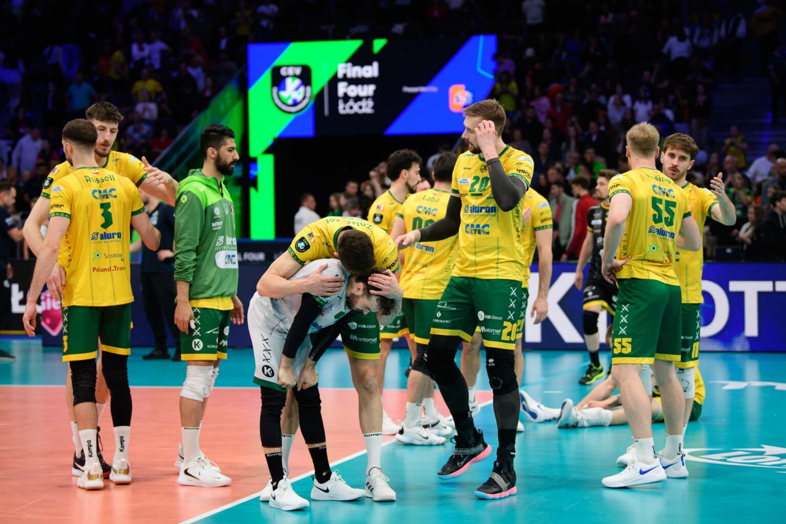 CEV Zwyciezcy dekoracja Fot Sebastian Szwajkowski 10
