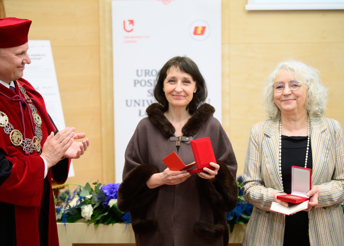 Iza Berkowska uhonorowana medalem „Przyjaciel Uniwersytetu Łódzkiego”