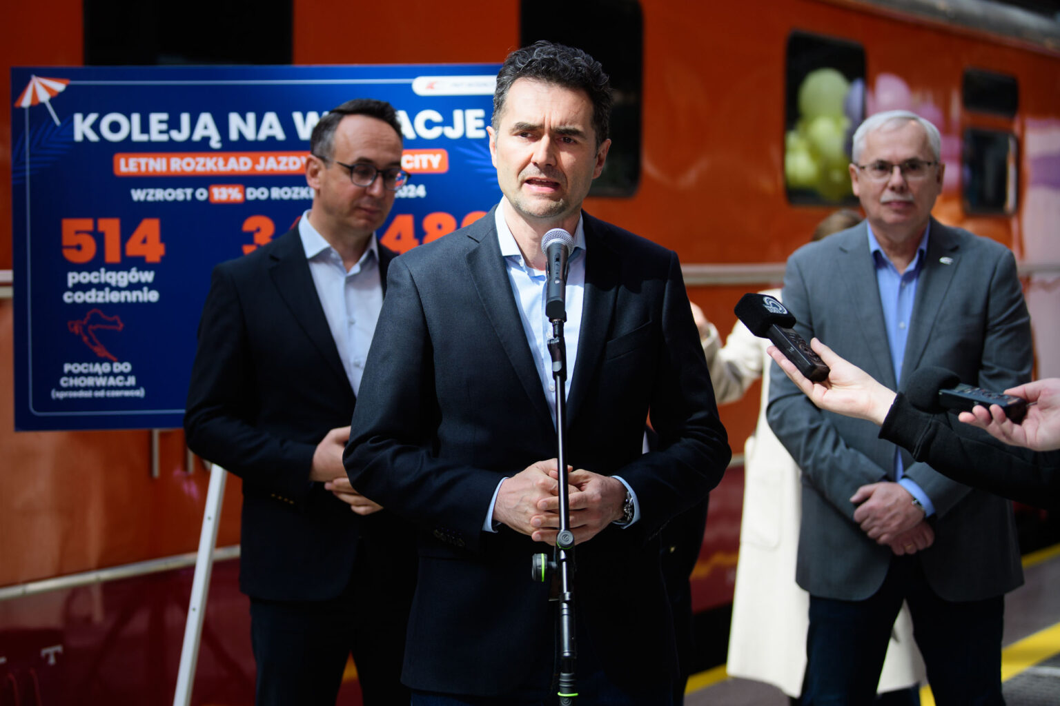 Koleja na wakacje minister Klimczak Fot Sebastian Szwajkowski 5