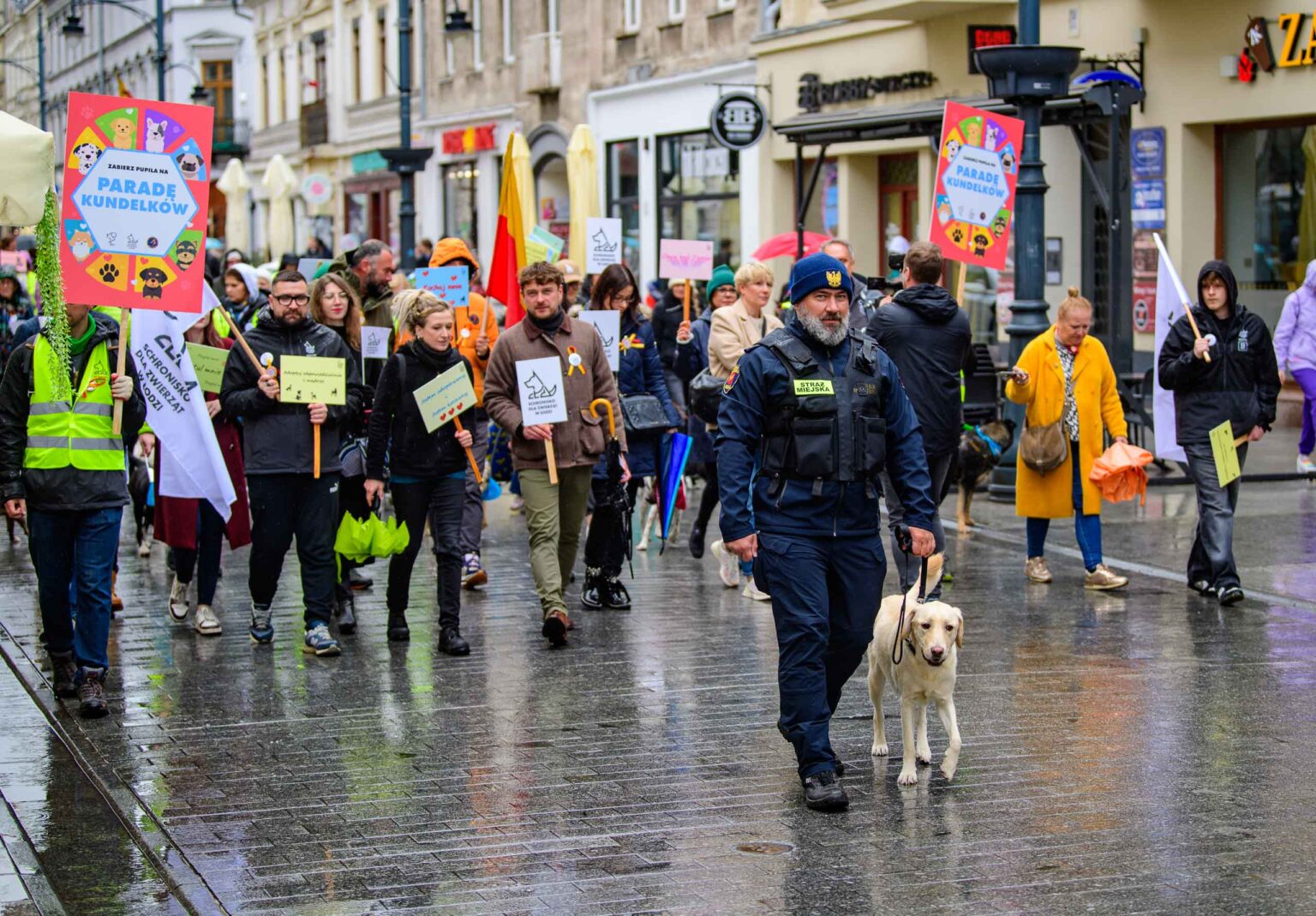 Parada Kundelkow ulica Piotrkowska Fot Sebastian Szwajkowski 28